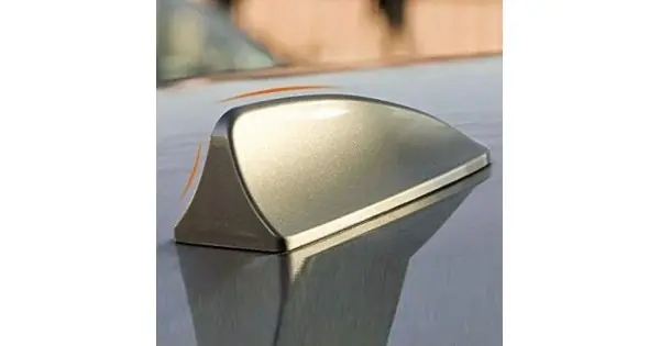 Super ofertă Antena Auto Activa Am - Fm Tip "Shark Tail" Culoare Gold