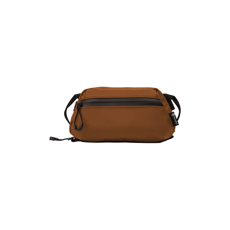 WANDRD Tech Bag Medium Sedona Orange Reducere extra